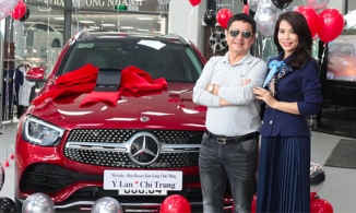 NSƯT Chí Trung và bạn gái tậu xe Mercedes hơn 2 tỷ đồng