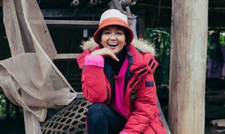 H'Hen Niê bị dân làng ngó lơ khi về quê ăn Tết