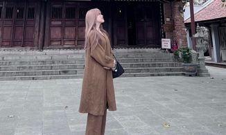 Hôm qua sao làm gì (10/3): Thiều Bảo Trâm mặc áo nâu sòng nói chuyện tình yêu