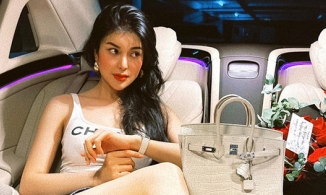 Vbiz còn có 1 ca sĩ sở hữu G63 giống Hiền Hồ dù ế show 2 năm Covid, từng va chạm với Ngọc Trinh