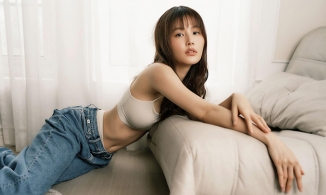 Diễm My 9X tung ảnh trẻ như đôi mươi, eo phẳng lỳ giữa tin đồn kết hôn