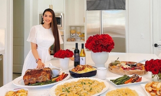 Phạm Hương diện đầm xẻ eo giữa tin đồn mang bầu lần 3