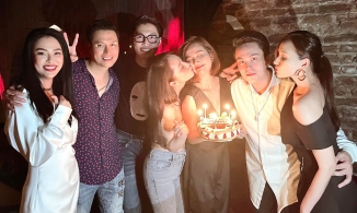 Huyền Lizzie mừng sinh nhật tuổi 32, 'hội bạn thân' bất ngờ có thêm Đình Tú