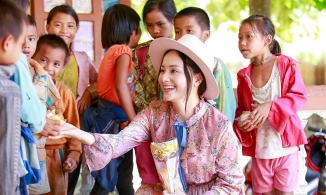 Diễn viên Lan Phương bàn về câu hỏi: Li hôn là gì, tại sao phải li hôn?