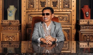 Johnny Đặng: Vua kim hoàn gốc Việt đính kim cương lên răng Madonna, Beyoncé