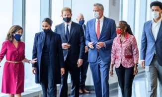 Harry và Meghan vẫn được tiếp đón như người Hoàng gia khi đến thăm New York