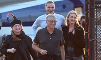 Bill Gates sẽ lần đầu gặp lại vợ cũ trong đám cưới con gái lớn?