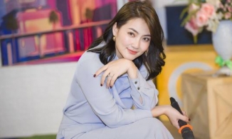 Ngọc Lan lên tiếng về việc thế chỗ NSND Hồng Vân trong Bạn muốn hẹn hò 