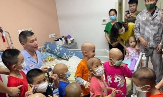 Công Lý lần đầu nhắc đến chuyện nằm viện, cảm ơn tất cả nhưng quên 1 người