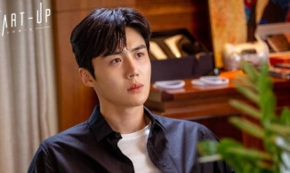 Dispatch tung tin nhắn của Kim Seon Ho khi biết bạn gái có thai: 'Chúng ta kết hôn đi, anh yêu em' 