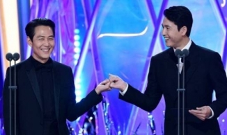 Tài tử Jung Woo Sung nhiễm Covid-19,  Song Joong Ki có nguy cơ là F1
