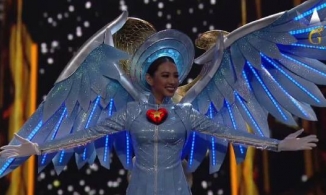 Gặp sự cố 'gãy cánh', Thùy Tiên vẫn dẫn đầu bình chọn Trang phục dân tộc 