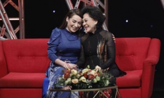 Giao Linh tiết lộ lý do Phi Nhung không kết hôn với con trai mình dù hai người yêu nhau