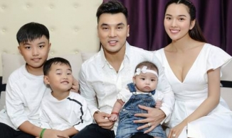 Vợ siêu mẫu kém 5 tuổi của Ưng Hoàng Phúc ca ngợi chồng là người cha dượng tuyệt vời