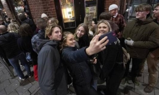 Thụy Điển tuyên bố đại dịch Covid-19 đã kết thúc, gỡ bỏ các hạn chế, dừng các điểm xét nghiệm 