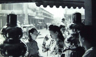 Nhiếp ảnh gia người Pháp tái hiện lại cuộc sống người Việt 100 năm trước