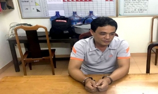 Cựu bác sĩ trốn truy nã vì lừa đảo chiếm đoạt 300 triệu đồng ​sa lưới