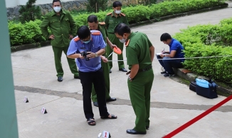 Nam thanh niên tử vong trong khuôn viên bệnh viện với nhiều vết đâm