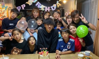 Người mẹ 42 tuổi có 12 con