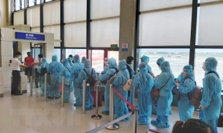 Đã đưa hơn 350 công dân Việt Nam từ Nhật và Mỹ về nước an toàn