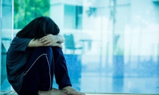 Tiền Giang: Nghĩ cha mẹ thương em hơn mình, bé gái 11 tuổi tự tử