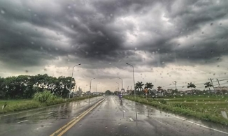 Dự báo thời tiết ngày 2/10: Mưa dông phủ khắp 3 miền