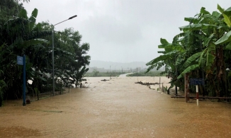 Vùng áp thấp mới tiếp tục hướng vào miền Trung