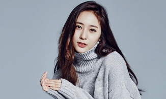 Krystal đã rời SM Entertainment sau 11 năm gắn bó