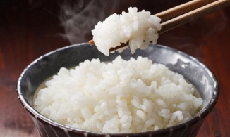 Bác sĩ khẩn thiết kêu gọi ngừng coi tinh bột như 'ma quỷ'