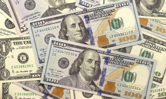 Lỡ tay mua nhầm vé số không ngờ trúng mỗi vé một triệu USD