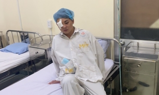 Người phụ nữ ung thư hiến giác mạc cứu hai người đàn ông trước khi qua đời