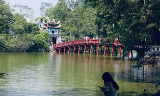 Dự báo thời tiết ngày 28/10: Bắc bộ vẫn nắng ấm, miền Trung mưa trắng trời