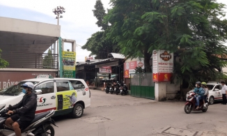 Phát hiện người đàn ông tử vong có vết cắt trên cổ bên cạnh trường Đại học