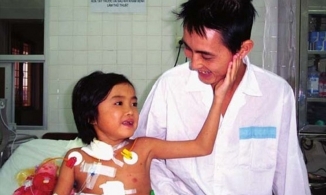 Cô bé được ghép gan thành công đầu tiên ở Việt Nam 17 năm trước đã qua đời 