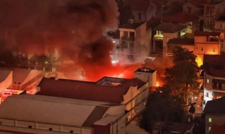 Nhà kho công ty dược phẩm Hà Tây cháy lớn