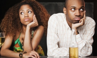 Chàng trai bị cô gái kiện vì không chịu cưới