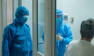 Bệnh nhân tiên lượng không qua khỏi được các bác sĩ cứu sống tại khu cách ly