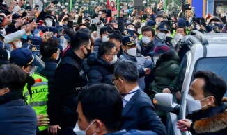 Vợ tên ấu dâm Jo Doo Soon bị đuổi khỏi nhà thuê