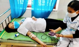 Nữ điều dưỡng tình nguyện hiến máu hiếm cứu sản phụ qua cơn nguy kịch
