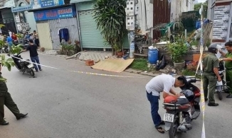 Tài xế xe ben dùng gậy đánh người đi xe máy tử vong tại chỗ