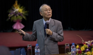 Giáo sư, nhà thiên văn học Nguyễn Quang Riệu qua đời vì COVID-19