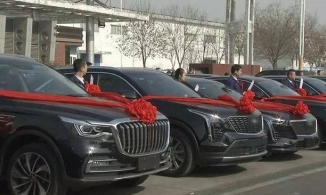 Nhân dịp Tết, sếp chi 54 tỷ đồng mua 40 ô tô tặng nhân viên làm quà 