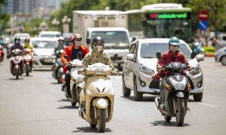 Thời tiết 1/4: Hà Nội tiếp diễn thời tiết nồm ẩm và nóng oi