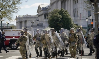 Một sĩ quan cảnh sát thiệt mạng sau vụ tấn công vào Đồi Capitol