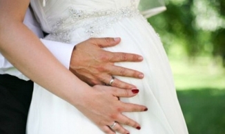 Bị nhà trai dè bỉu, mặc cả tiền sính lễ vì có bầu trước khi cưới