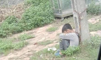 Lạng Sơn: Người cha xích con vào cột điện ven đường bày tỏ sự hối hận, cam kết không tái phạm