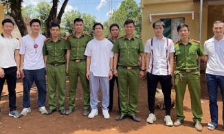 Xuân Trường, Công Phượng, Văn Toàn rủ nhau đi làm CCCD gắn chip điện tử 