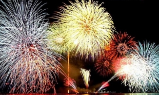 TP.HCM: Huỷ kế hoạch bắn pháo hoa dịp 30/4-1/5, họp khẩn về Covid-19