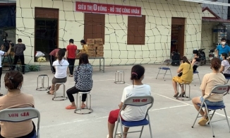 Ấm lòng những 'Siêu thị 0 đồng' ở Bắc Giang giúp đỡ công nhân mùa dịch