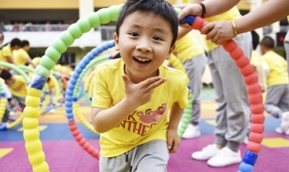 Trung Quốc cho phép các cặp vợ chồng sinh con thứ ba 